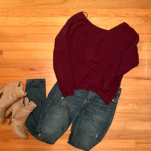 Absolutely Clara Twist Back Pullover Sweater Small - Picture 2 of 3